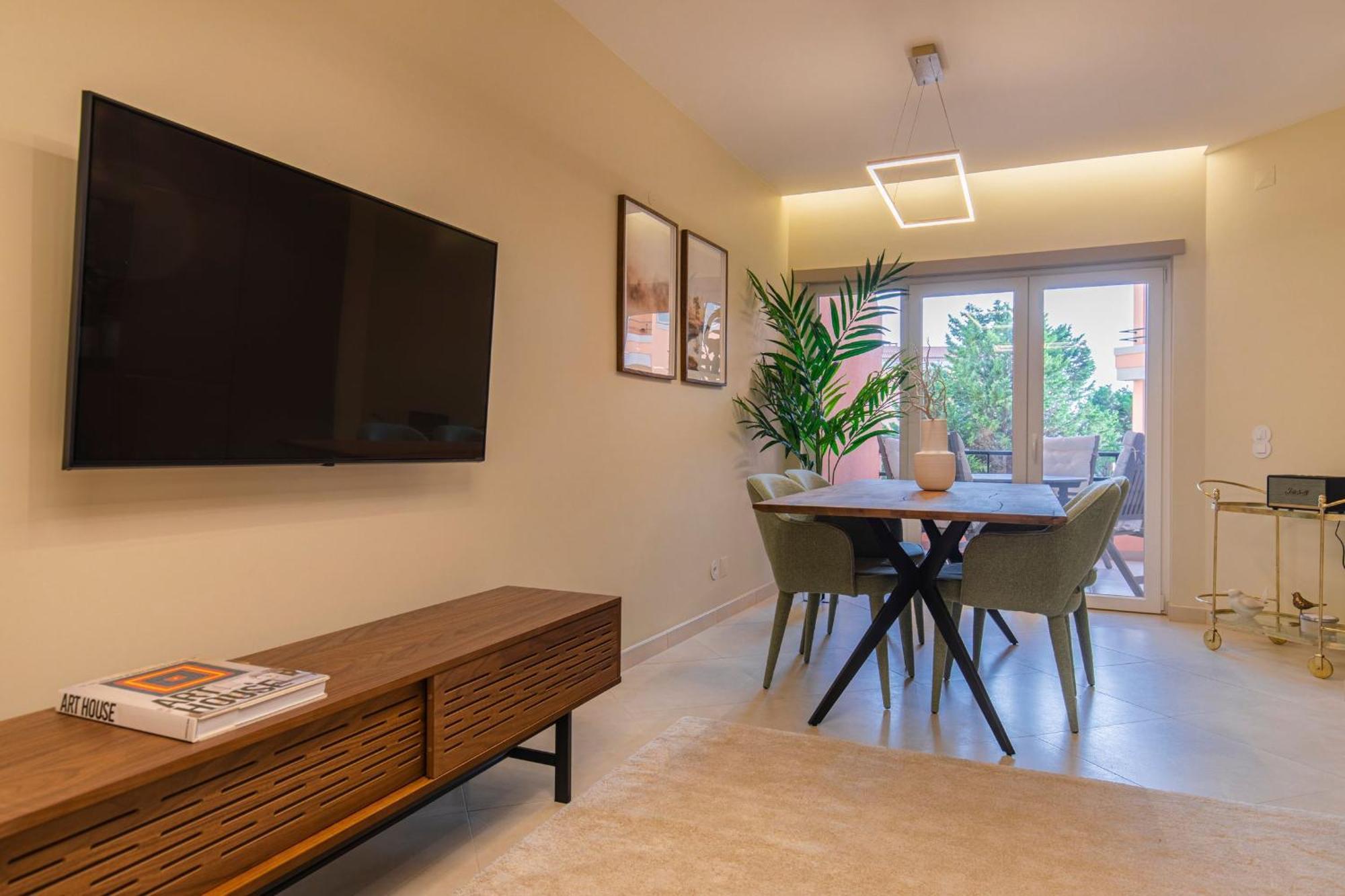 Deluxe 2Bdr Apartment In Carcavelos By Lovelystay Luaran gambar