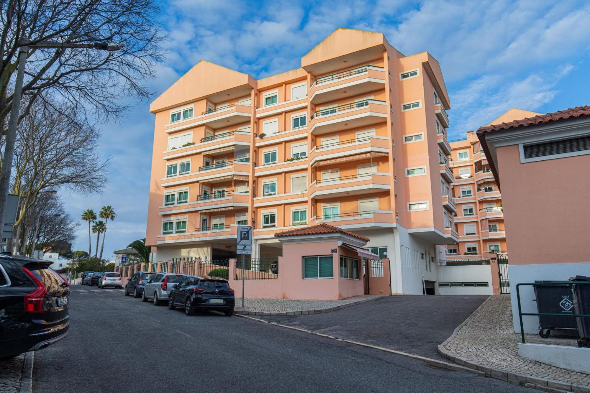 Deluxe 2Bdr Apartment In Carcavelos By Lovelystay Luaran gambar