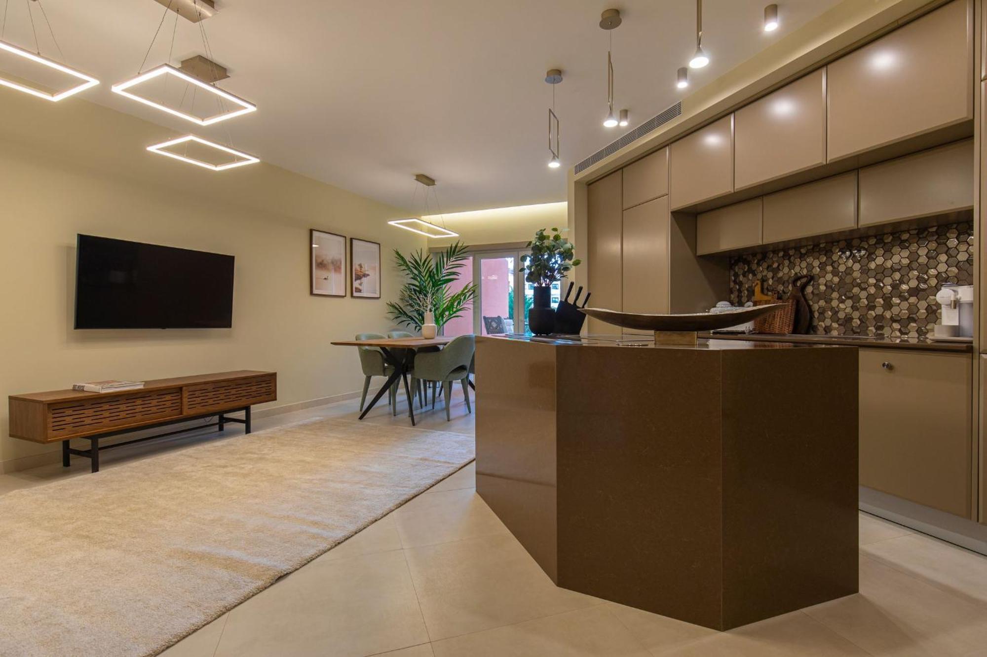 Deluxe 2Bdr Apartment In Carcavelos By Lovelystay Luaran gambar